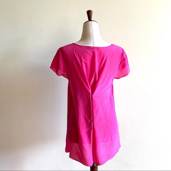 BANANA REPUBLIC Bright pink silk blouse Darts Flowy short sleeve top Medium - Picture 5 of 11
